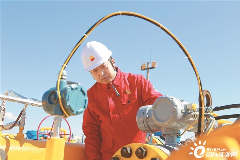 大庆油田天然气外输量年预增两亿方